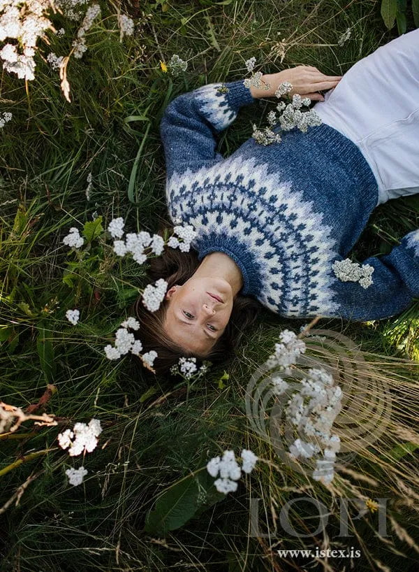 Castle Lettlopi Blue Short Wool sweater - Knitting Kit