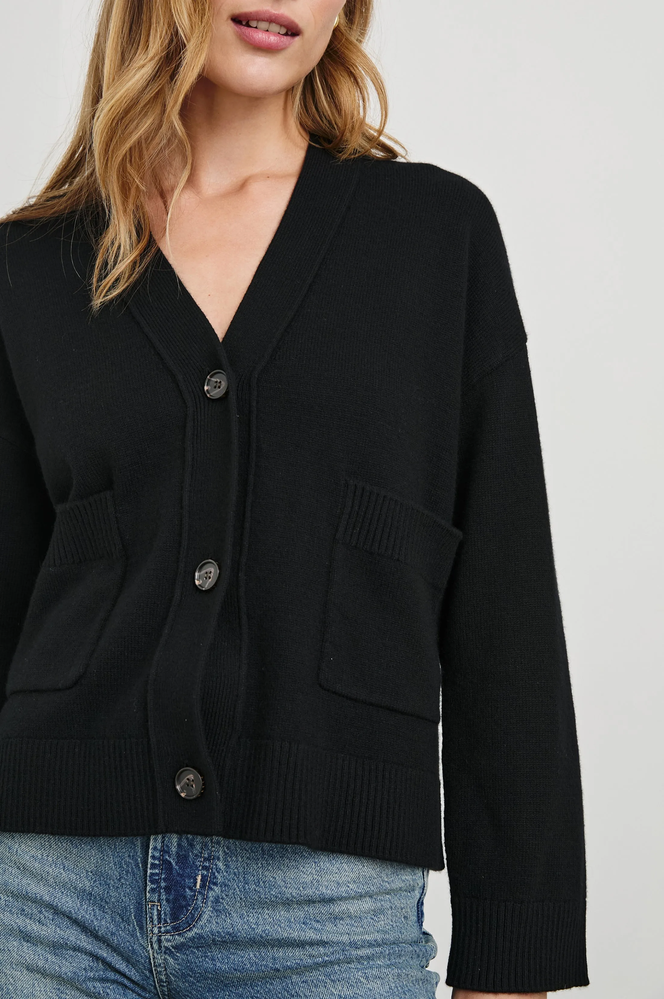LINDI CARDIGAN - BLACK