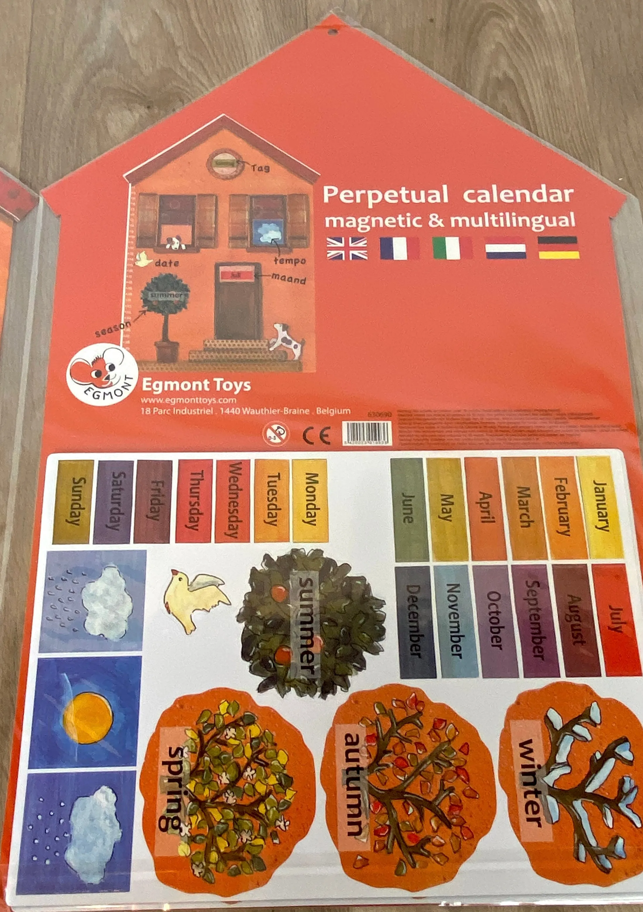 Magnetic perpetual calendar