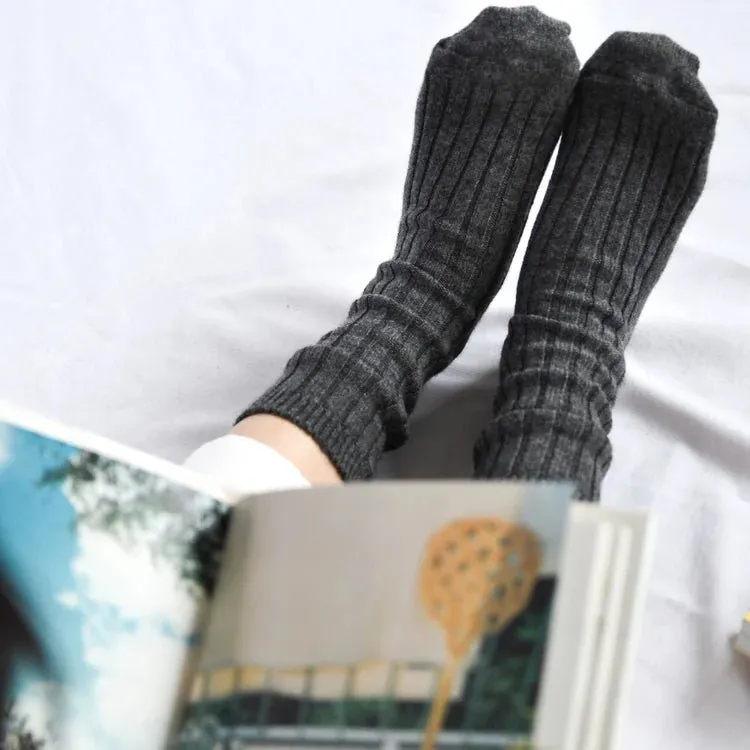 Praha Cashmere Ribbed Socks | Charcoal