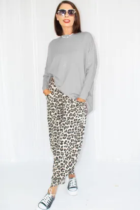 Sarah Super Soft Slouch Knit in Soft Grey